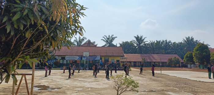 Pramuka MTsN 2 Bungo Gelar Kegiatan Mingguan Penuh Semangat Pramuka MTsN 2 Bungo Gelar Kegiatan Mingguan Penuh Semangat