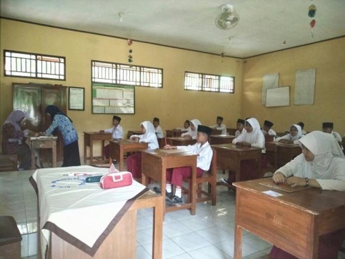 Hari Terakhir UAMBN berjalan dengan aman dan lancar Hari Terakhir UAMBN berjalan dengan aman dan lancar