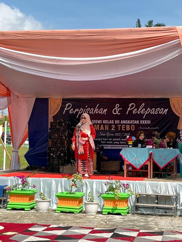 MAN 2 Tebo Gelar Acara Pelepasan Siswa Kelas XII MAN 2 Tebo Gelar Acara Pelepasan Siswa Kelas XII