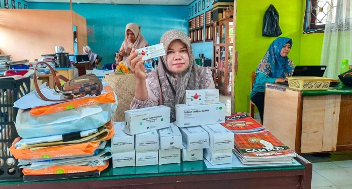 MTsN 1 Bungo Dukung Program Puskesmas dalam Pemberian Tablet Tambah Darah bagi Remaja Putri