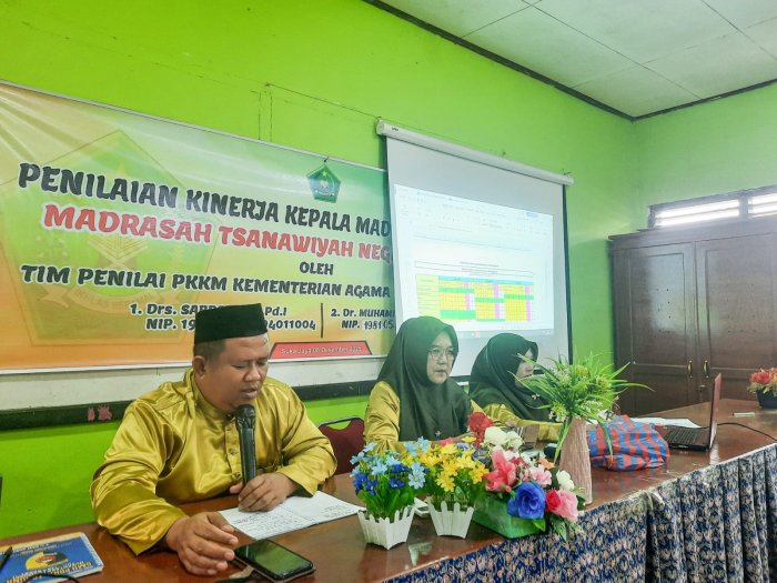 Mantapkan Langkah di Semester Genap, MTsN 1 Bungo Gelar Rapat Awal Bahas KBC dan Kokurikuler Mantapkan Langkah di Semester Genap, MTsN 1 Bungo Gelar Rapat Awal Bahas KBC dan Kokurikuler