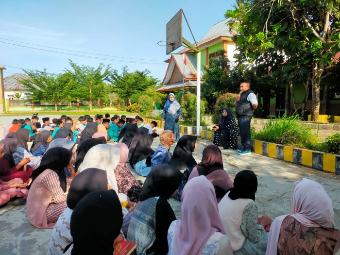 Jelang Libur Idul Fitri 1447 H, Pembina OSIM Ingatkan Siswa Jaga Akhlak dan Disiplin Jelang Libur Idul Fitri 1447 H, Pembina OSIM Ingatkan Siswa Jaga Akhlak dan Disiplin