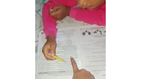 Kolaborasi Orang Tua dan Wali Kelas 2B MIN 4 Tebo: Rekaman Video Jadi Solusi agar Anak Mau Belajar di Rumah Kolaborasi Orang Tua dan Wali Kelas 2B MIN 4 Tebo: Rekaman Video Jadi Solusi agar Anak Mau Belajar di Rumah