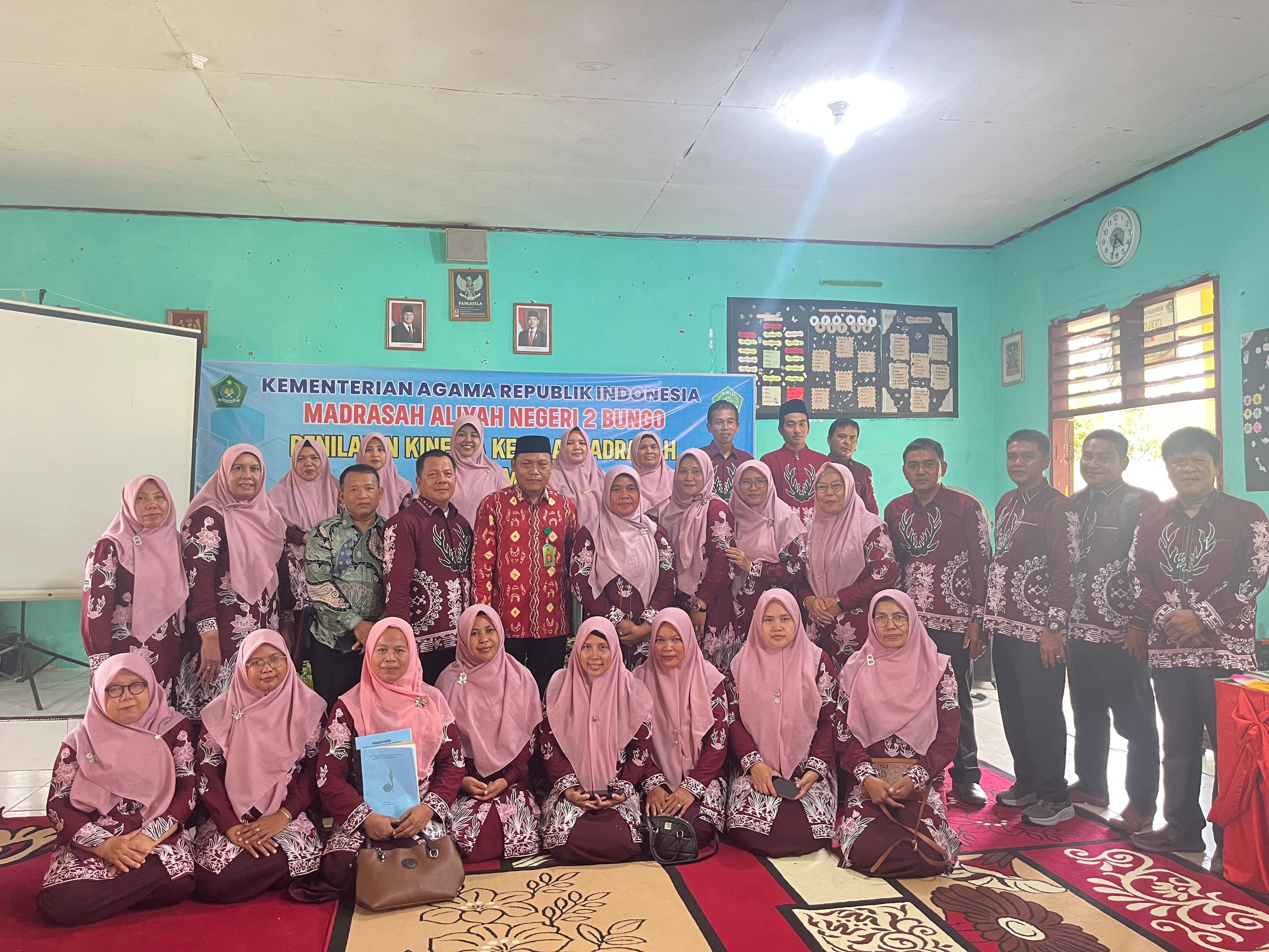 MAN 2 Bungo Gelar Penilaian Kinerja Kepala Madrasah ( PKKM) 4 Tahun MAN 2 Bungo Gelar Penilaian Kinerja Kepala Madrasah ( PKKM) 4 Tahun