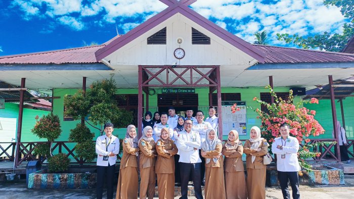Tenaga Pendidik dan Kependidikan MAN 2 Tanjab Barat Ikuti Pemeriksaan Kesehatan