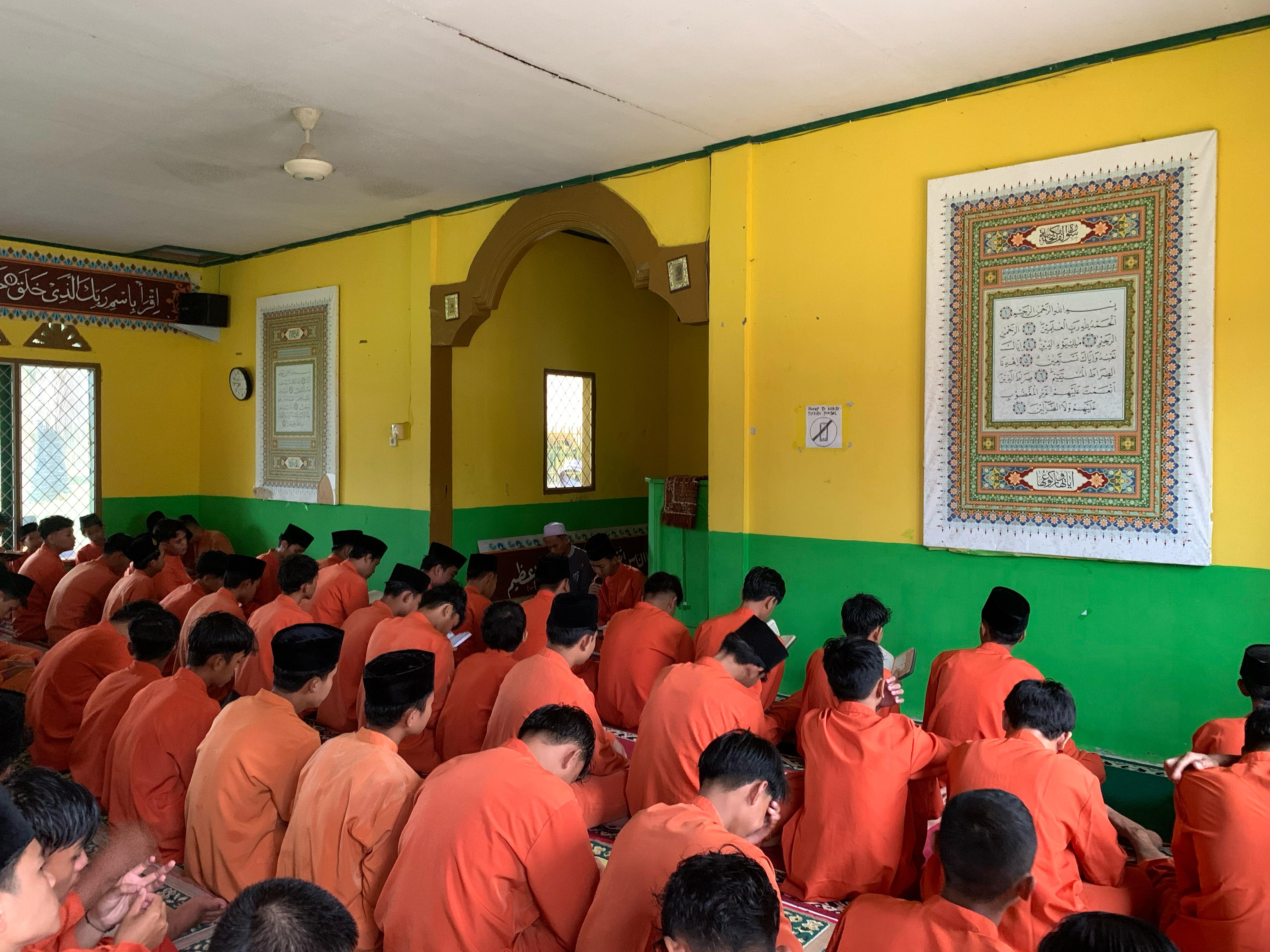 Pembiasaan Sholat DHUHA MAN 2 TEBO Pembiasaan Sholat DHUHA MAN 2 TEBO