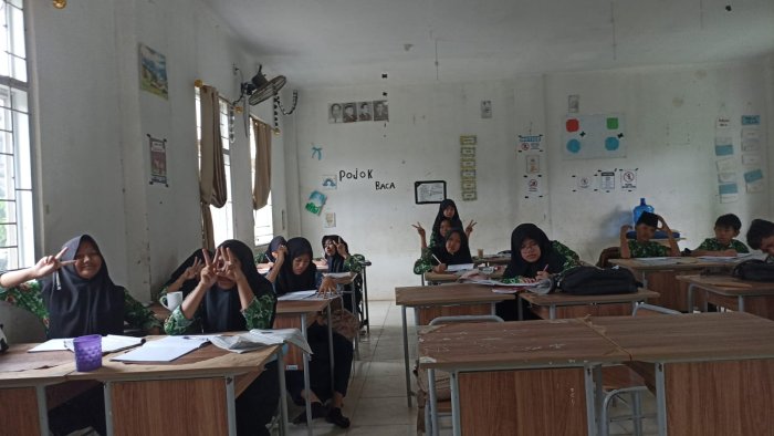 Hadirkan Suasana Baru, KBM Seru di Kelas VII MTsN 2 Bungo Bikin Siswa Makin Semangat Belajar