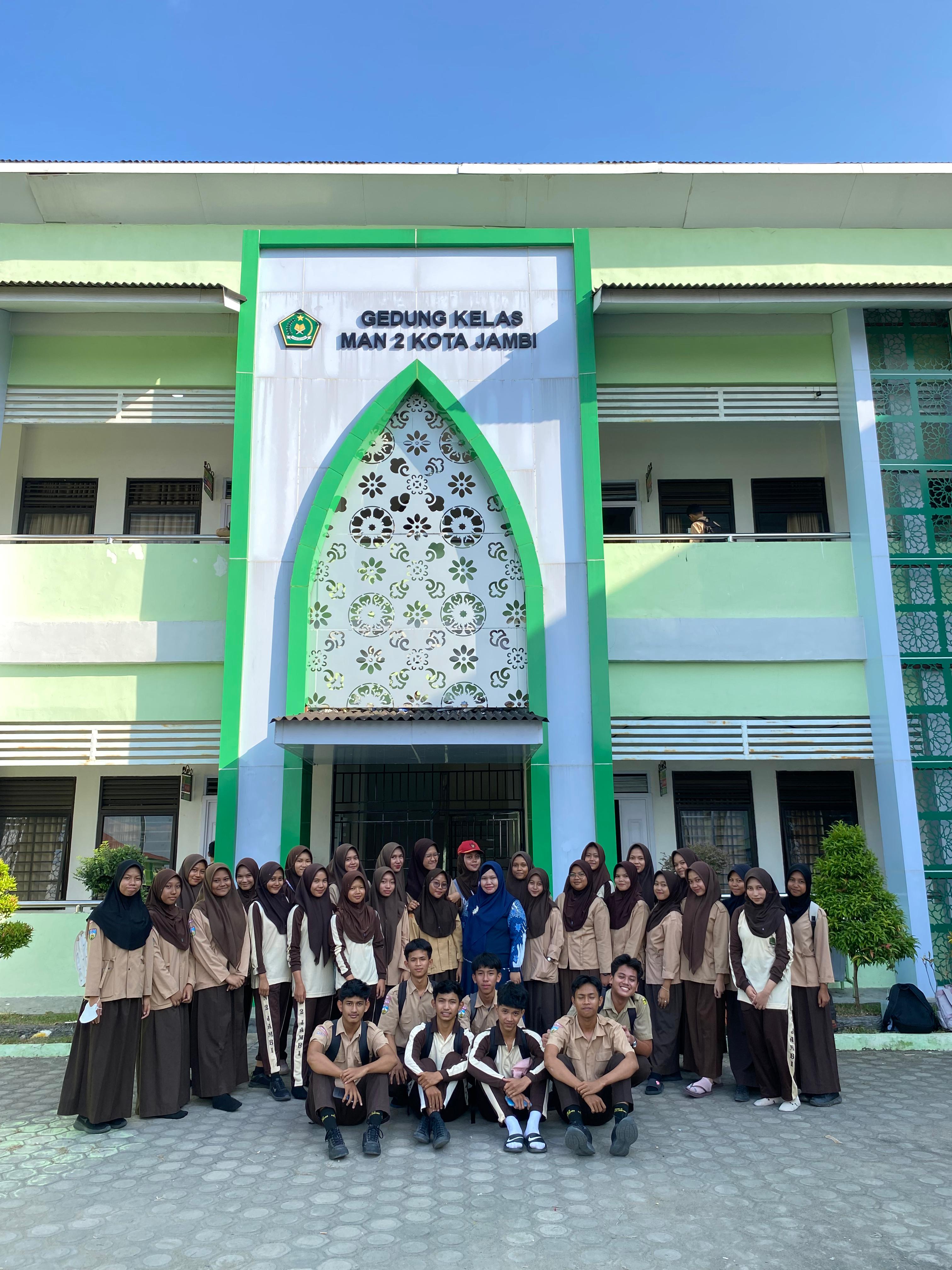 Pembentukan Perangkat Kelas XII MIA 5
