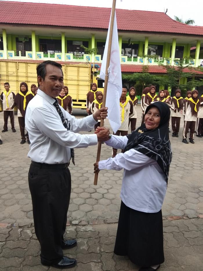 Kontingen PMR MAN 2 Kota Jambi Dilepas Menuju GEMPAR 2019 Kontingen PMR MAN 2 Kota Jambi Dilepas Menuju GEMPAR 2019