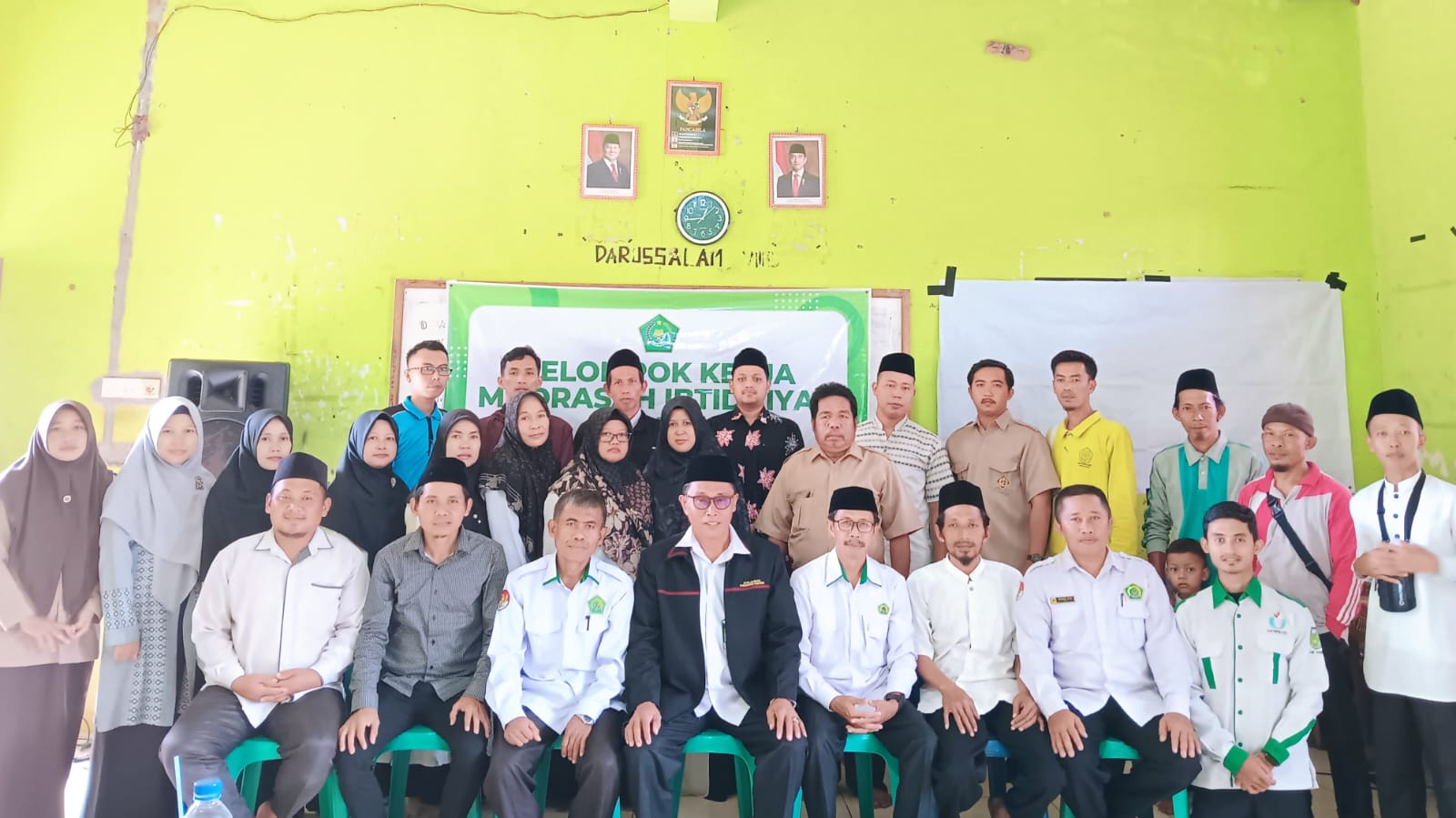 Kepala MIN 4 Tebo Pimpin Rapat KKMI Bahas Persiapan OSM 2025 