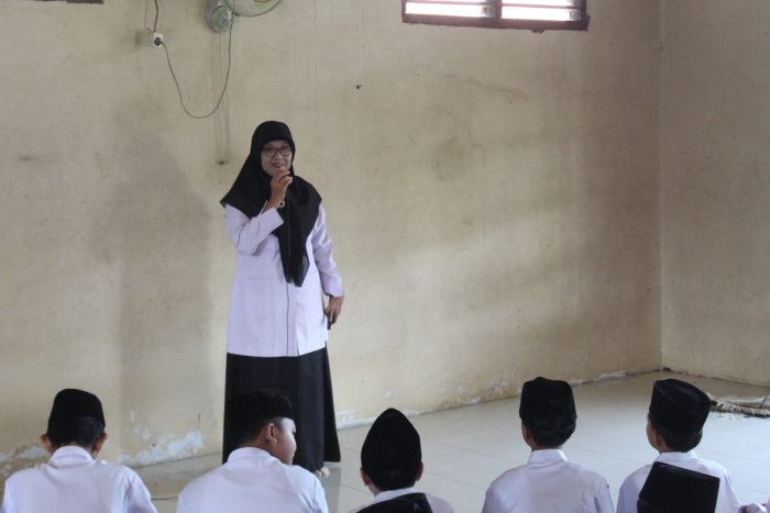Himbauan Waka Kesiswaan MTsN 2 Bungo: Siswa Diminta Siap Ikuti Kegiatan Goro Himbauan Waka Kesiswaan MTsN 2 Bungo: Siswa Diminta Siap Ikuti Kegiatan Goro