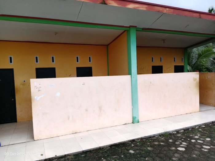 Menjaga kebersihan Toilet, Dukung Peningkatan Kesehatan dan Kenyamanan Siswa Menjaga kebersihan Toilet, Dukung Peningkatan Kesehatan dan Kenyamanan Siswa