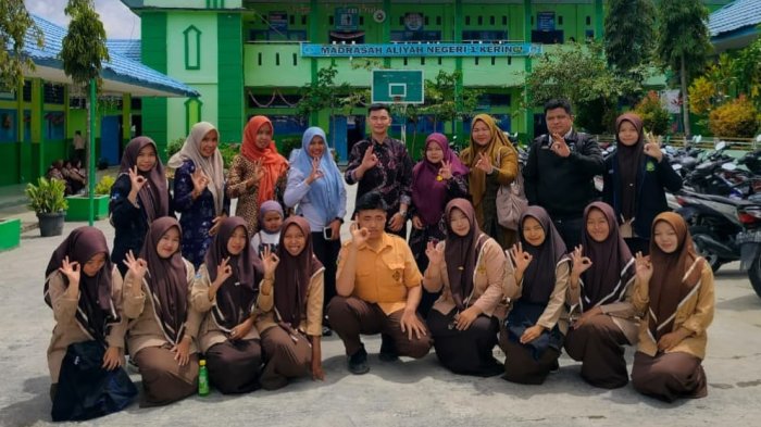 BKKBN Gelar Pembinaan Remaja di MAN 1 Kerinci: Wujudkan Generasi Sehat, Cerdas, dan Berkarakter BKKBN Gelar Pembinaan Remaja di MAN 1 Kerinci: Wujudkan Generasi Sehat, Cerdas, dan Berkarakter