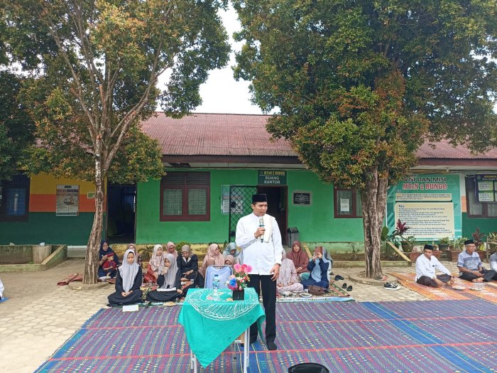 Isra Miraj Nabi Muhammad SAW Diperingati Bersama di MTsN 2 Bungo