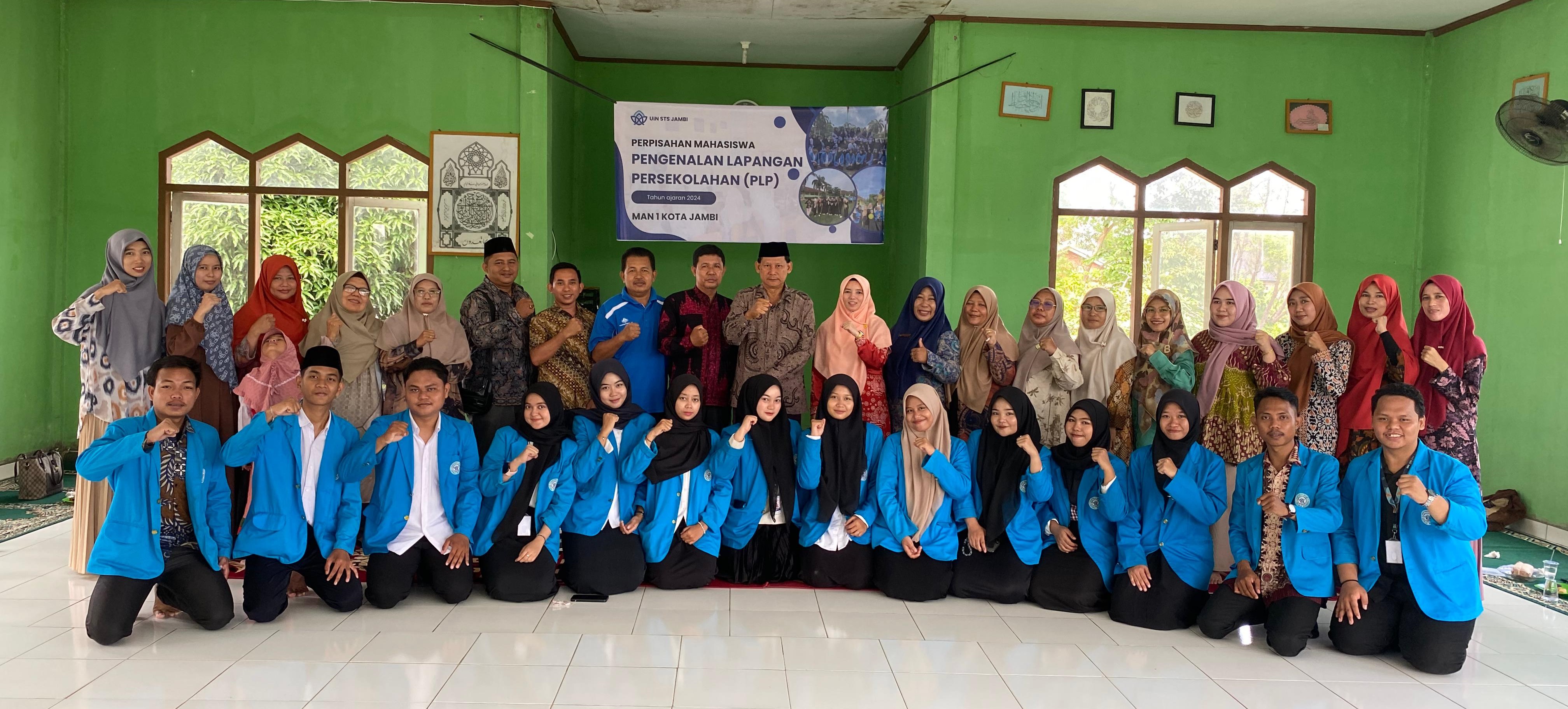 Sukses Jalani PLP di MAN 1 Kota Jambi: 14 Mahasiswa UIN STS Jambi Adakan Acara Perpisahan Sukses Jalani PLP di MAN 1 Kota Jambi: 14 Mahasiswa UIN STS Jambi Adakan Acara Perpisahan