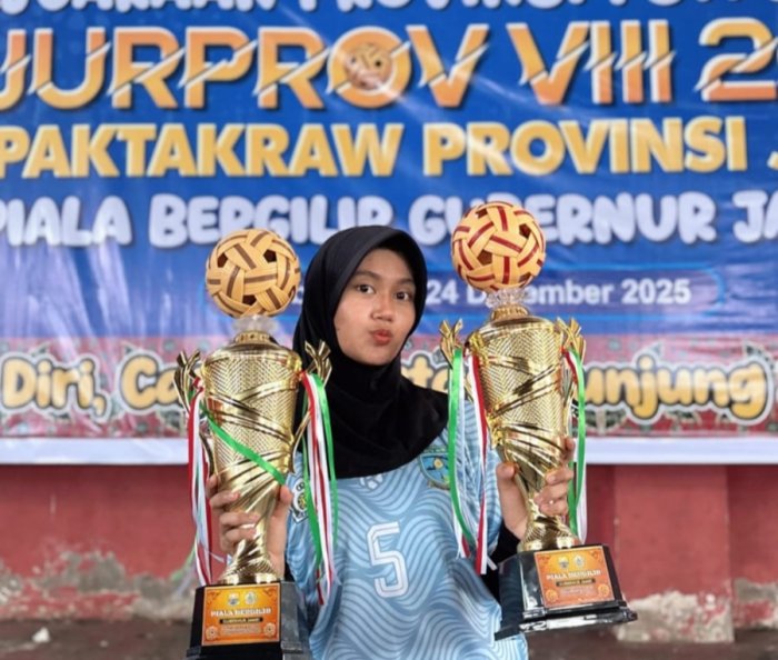 Sheyna Sahratu Raih Dua Perak di Kejurprov Sepak Takraw 2025 Sheyna Sahratu Raih Dua Perak di Kejurprov Sepak Takraw 2025