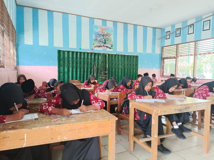 Penilaian Harian Bahasa Arab Dilaksanakan Hari Ini Penilaian Harian Bahasa Arab Dilaksanakan Hari Ini