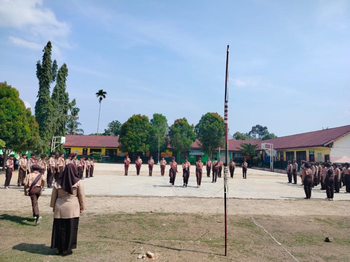 Upacara Pembukaan Latihan Pramuka MTsN 2 Bungo Berlangsung Khidmat