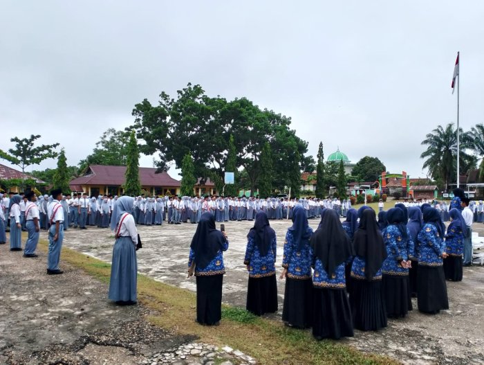KPU Tebo Kenalkan Fungsi Lembaga ke Siswa MAN 2 Tebo KPU Tebo Kenalkan Fungsi Lembaga ke Siswa MAN 2 Tebo
