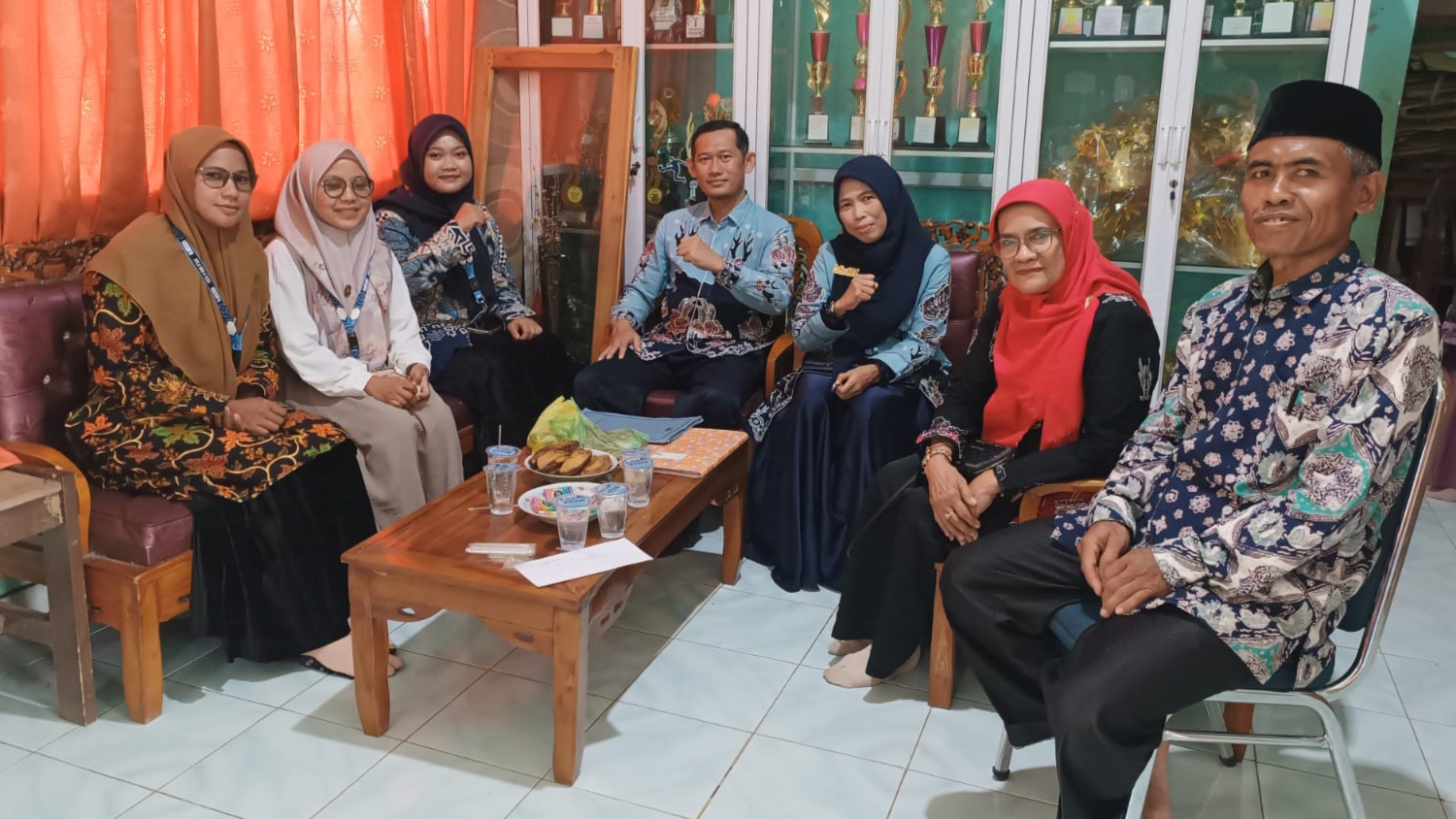 IAI Yasni Bungo Lakukan Pembinaan Mahasiswa PPLK di MIN 4 Tebo