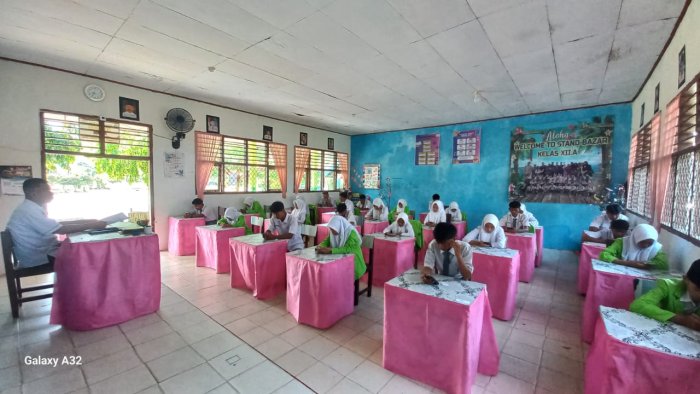 ASAS Sesi 1 di MAN 2 Bungo Berjalan Lancar, Siswa Fokus dan Suasana Kondusif ASAS Sesi 1 di MAN 2 Bungo Berjalan Lancar, Siswa Fokus dan Suasana Kondusif