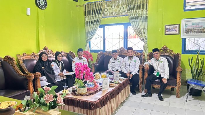 Tegas dan Inspiratif! Amanat Kemenag Kerinci Bangkitkan Semangat di MAN 1 Kerinci Tegas dan Inspiratif! Amanat Kemenag Kerinci Bangkitkan Semangat di MAN 1 Kerinci