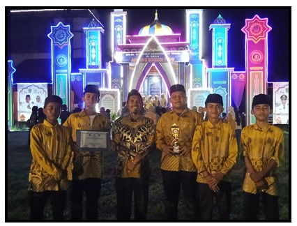 SISWA SISWI MTs N 1 TEBO MEWAKILI MTQ KELURAHAN SISWA SISWI MTs N 1 TEBO MEWAKILI MTQ KELURAHAN