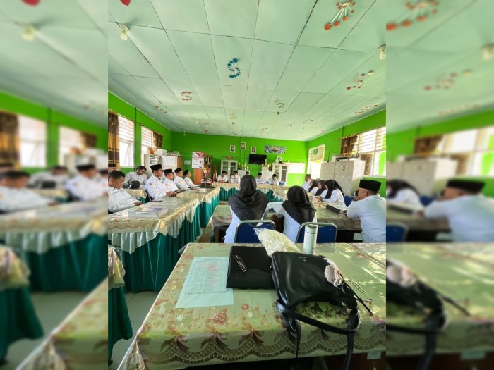 Pasca Libur Lebaran, Kantor Kemenag Lakukan Monitoring Hari Pertama Masuk Sekolah di MIN 3 Kerinci Pasca Libur Lebaran, Kantor Kemenag Lakukan Monitoring Hari Pertama Masuk Sekolah di MIN 3 Kerinci