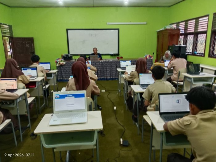 Hari Terakhir Ujian TKA di MTsN 1 Bungo Berjalan Lancar, Siswa Tunjukkan Antusias Tinggi Hari Terakhir Ujian TKA di MTsN 1 Bungo Berjalan Lancar, Siswa Tunjukkan Antusias Tinggi