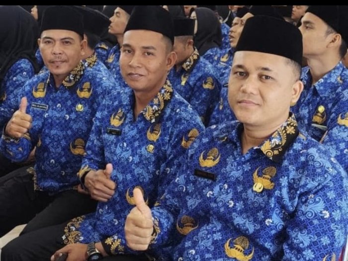 Trio Tendik Dilantik Sebagai ASN PPPK Tahap 2 (Nonoptimalisasi) Formasi Tahun 2025 Trio Tendik Dilantik Sebagai ASN PPPK Tahap 2 (Nonoptimalisasi) Formasi Tahun 2025