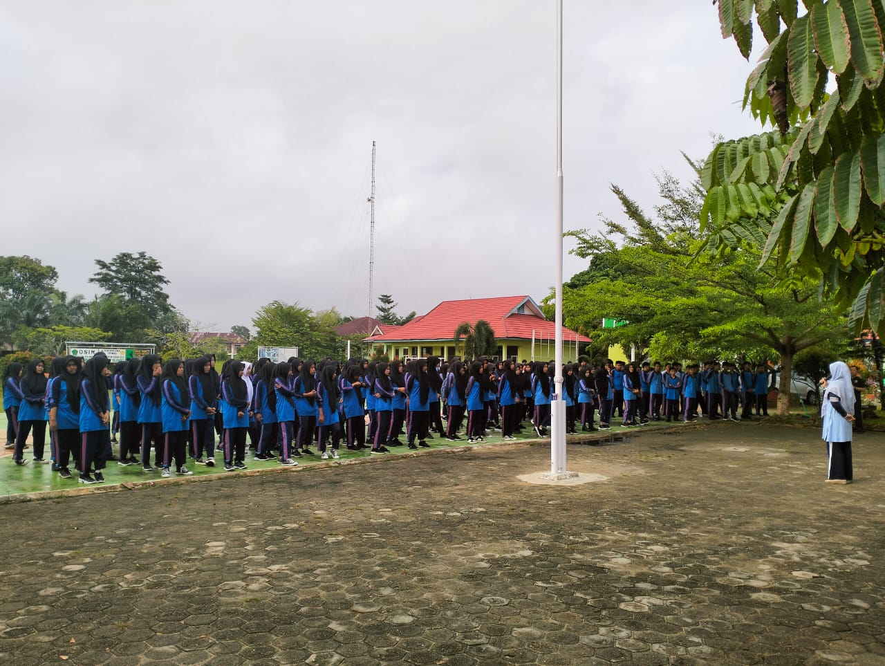 PEMBUKAAN KEGIATAN PROYEK PENGUATAN PROFIL PELAJAR PANCASILA DAN PROFIL PELAJAR RAHMATAN LIL ALAMIN (P5P2RA) DENGAN TEMA KEWIRAUSAHAAN PEMBUKAAN KEGIATAN PROYEK PENGUATAN PROFIL PELAJAR PANCASILA DAN PROFIL PELAJAR RAHMATAN LIL ALAMIN (P5P2RA) DENGAN TEMA KEWIRAUSAHAAN