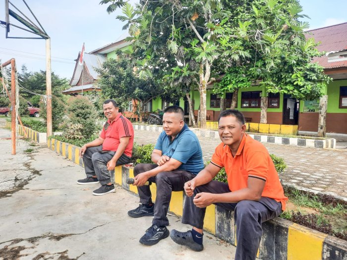 Classmeeting MTsN 1 Bungo Semakin Seru, Dipandu OSIM dan Dipantau Langsung oleh Kamad Classmeeting MTsN 1 Bungo Semakin Seru, Dipandu OSIM dan Dipantau Langsung oleh Kamad