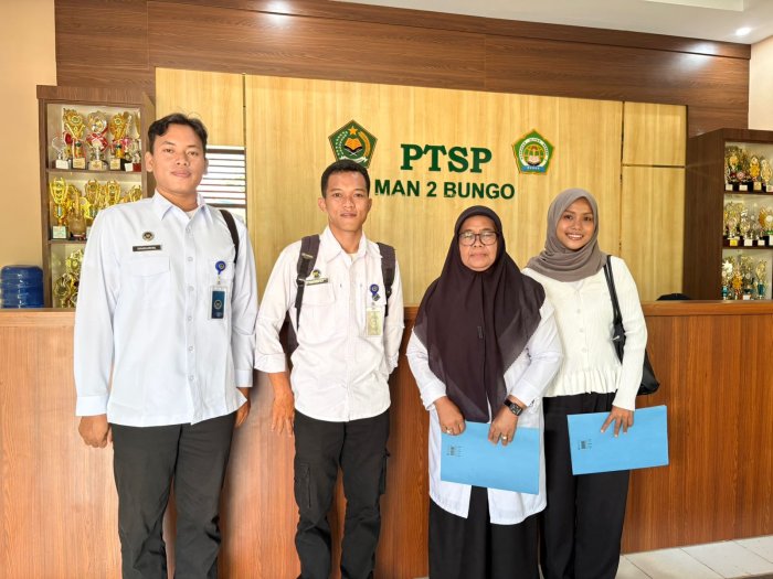 SPPI dan MAN 2 Bungo Resmi Teken MoU, Perkuat Program MBG di Lingkungan Madrasah SPPI dan MAN 2 Bungo Resmi Teken MoU, Perkuat Program MBG di Lingkungan Madrasah