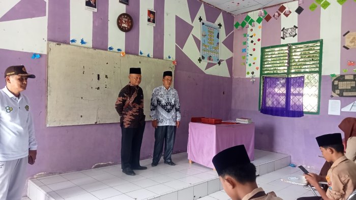 MTsN 5 Tebo Terima Kunjungan Monitoring Ujian Madrasah MTsN 5 Tebo Terima Kunjungan Monitoring Ujian Madrasah
