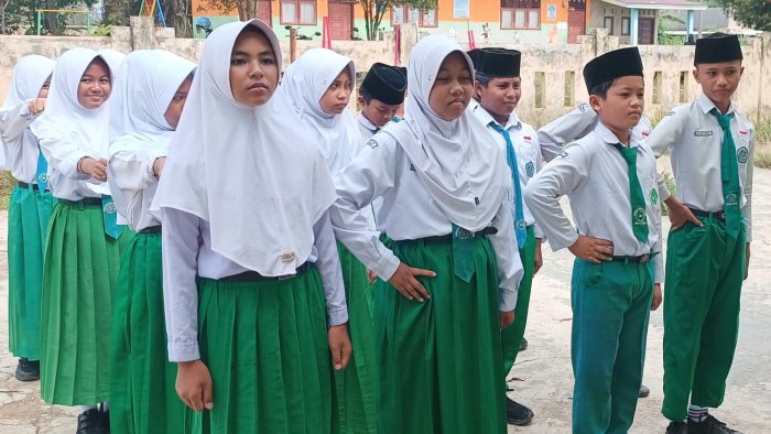 Menuju LT-II, Regu Pramuka MIN 4 Tebo Perkuat Latihan Baris-Berbaris