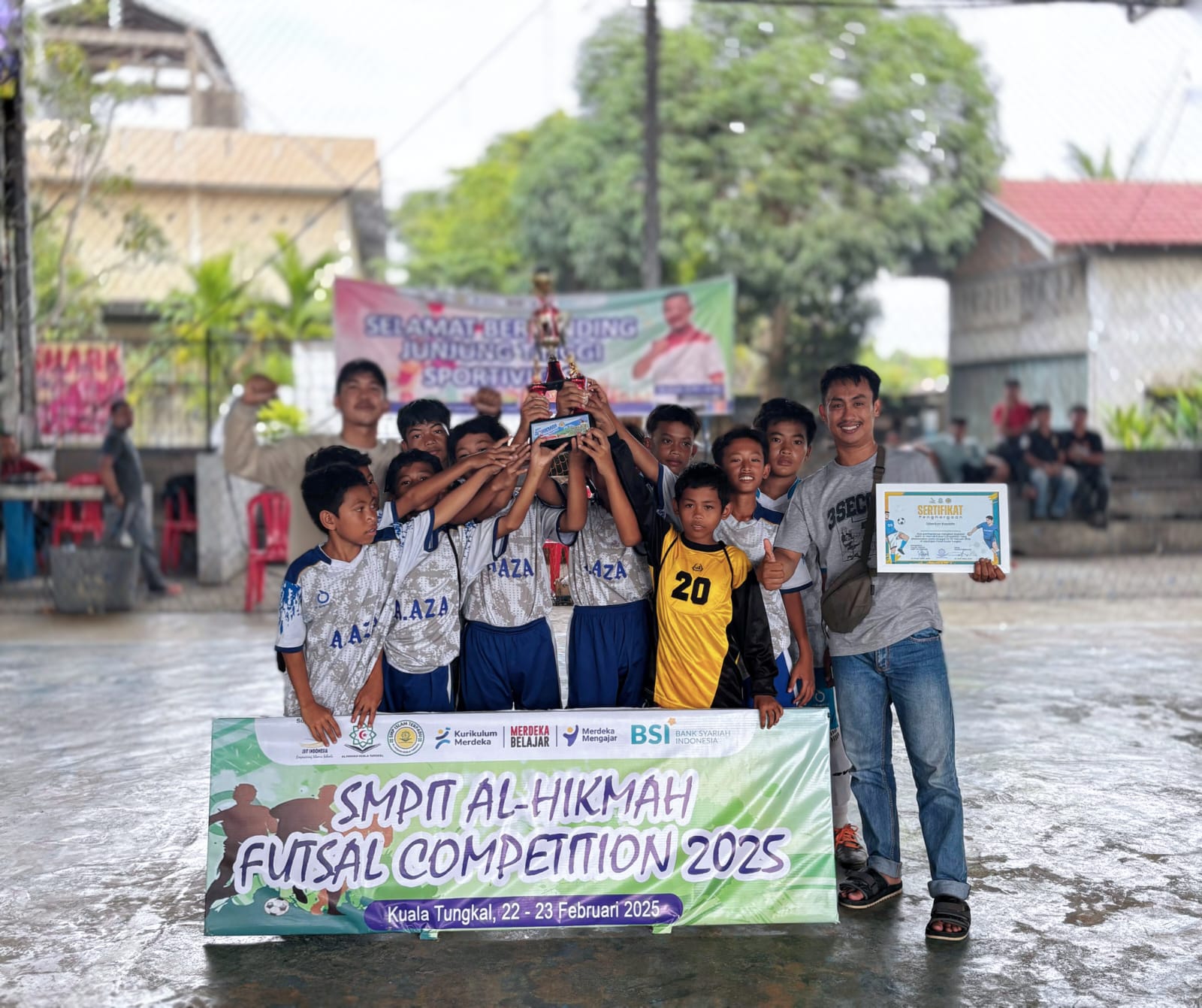 Tim Futsal MIN 1 Juara III pada ajang Futsall Competition Tahun 2025