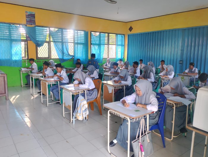 Hari Pertama Asesmen Sumatif Semester Ganjil MAN 2 Tebo Berjalan Lancar