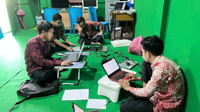 Panitia Matangkan Persiapan PAS Ganjil MAN 2 Kota Jambi, Ujian Berbasis Android Dimulai 26 November 2025 Panitia Matangkan Persiapan PAS Ganjil MAN 2 Kota Jambi, Ujian Berbasis Android Dimulai 26 November 2025