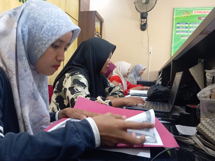 Guru Dan Staf Tu MAN 2 Bungo Melaksanakan Penyusunan SKP Triwulan III Guru Dan Staf Tu MAN 2 Bungo Melaksanakan Penyusunan SKP Triwulan III