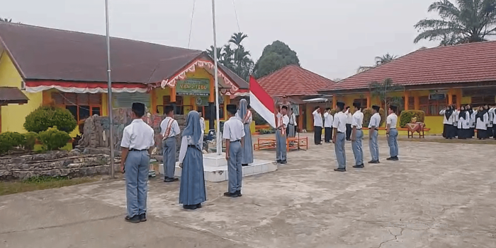 Polres Tebo Hadir di MAN 2 Tebo, Edukasi Kedisiplinan dan Tertib Berlalu Lintas