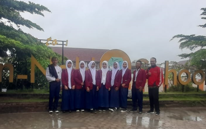 CIPTAKAN PRESTASI DI AWAL TAHUN 2025, RAHADATUL AISY KEMBALI MERAIH JUARA KETIGA DALAM OLIMPIADE BAHASA ARAB YANG DI ADAKAN OLEH SIT AN NAHL JAMBI