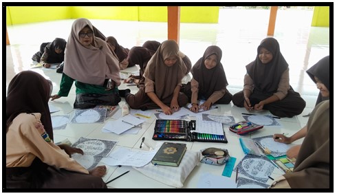 MTs N 1 TEBO INTENSIFKAN LATIHAN KALIGRAFI 