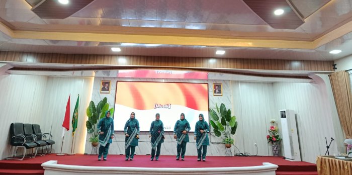 Semarak HAB Kemenag, DWP Sub Unit MAN 2 Tebo Mengikuti Lomba Menyanyi. Semarak HAB Kemenag, DWP Sub Unit MAN 2 Tebo Mengikuti Lomba Menyanyi.
