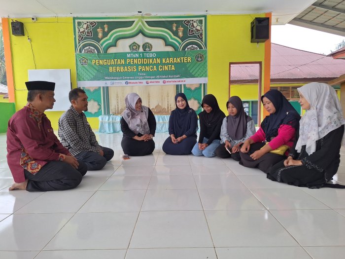 Dua Orang Siswa Terbaik MTsN 1 Tebo Mengikuti Olimpiade Bahasa Arab Tingkat Provinsi Jambi Dua Orang Siswa Terbaik MTsN 1 Tebo Mengikuti Olimpiade Bahasa Arab Tingkat Provinsi Jambi
