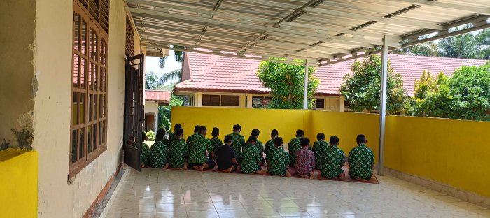 Siswa MTsN 2 Bungo Gelar Doa dan Tadabbur Pagi Bersama Siswa MTsN 2 Bungo Gelar Doa dan Tadabbur Pagi Bersama