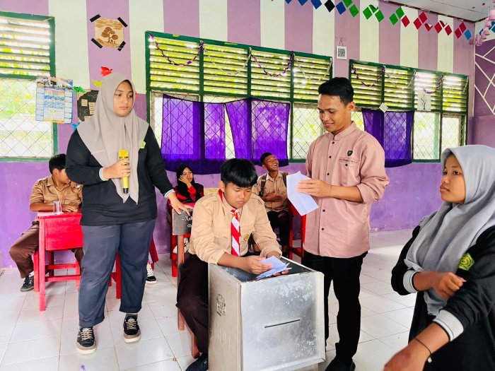 Pemilihan Ketua dan Wakil Ketua OSIM MTsN 5 Tebo: Paslon Imam Bagus & Mirdasari Unggul dengan 70 Suara Pemilihan Ketua dan Wakil Ketua OSIM MTsN 5 Tebo: Paslon Imam Bagus & Mirdasari Unggul dengan 70 Suara