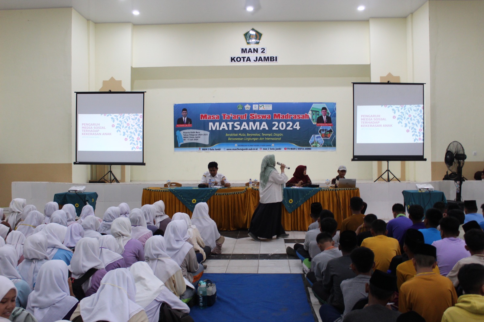 Tantangan Era Digitalisasi terhadap  Siswa
