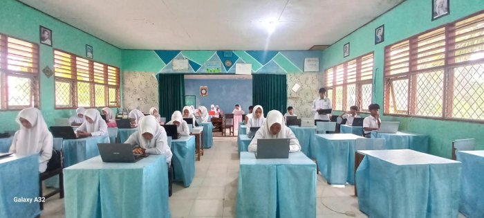 Hari Kedua Sesi Kedua TKA 2026 di MAN 2 Bungo Berlangsung Tertib dan Lancar Hari Kedua Sesi Kedua TKA 2026 di MAN 2 Bungo Berlangsung Tertib dan Lancar