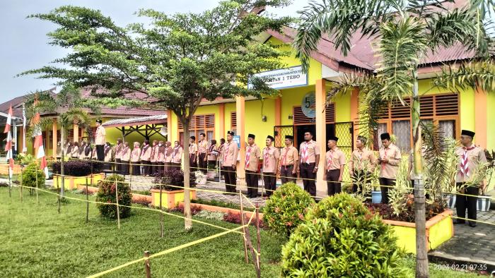 GEBYAR PRAMUKA PENGGALANG MTs N 1 TEBO GEBYAR PRAMUKA PENGGALANG MTs N 1 TEBO
