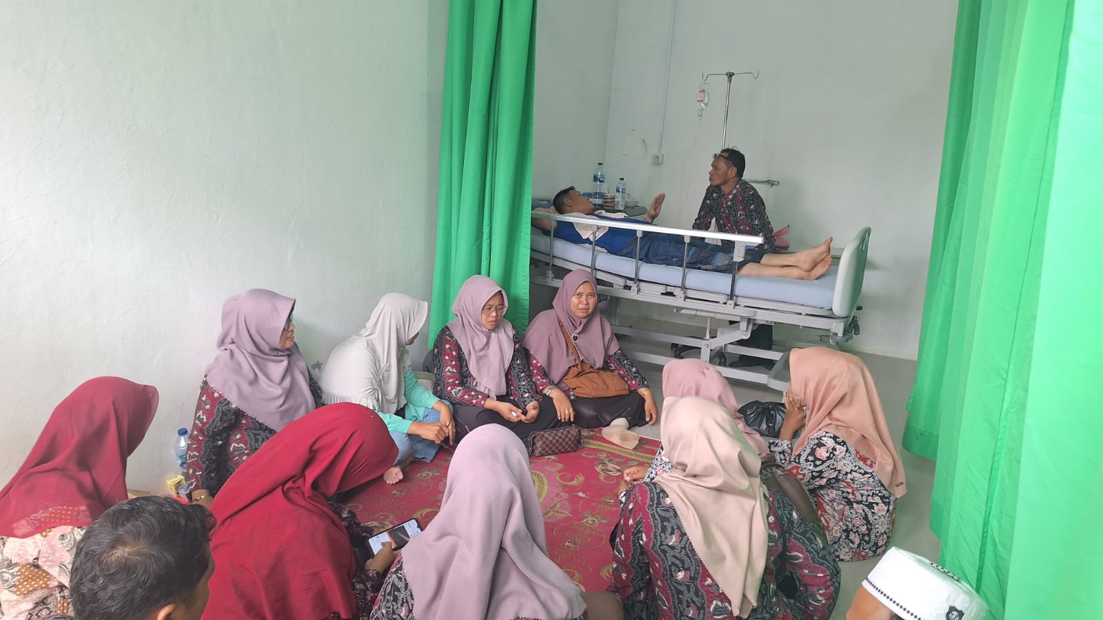 Kegiatan Sosial MAN 2 Tebo Pererat Hubungan Silaturrahmi 
